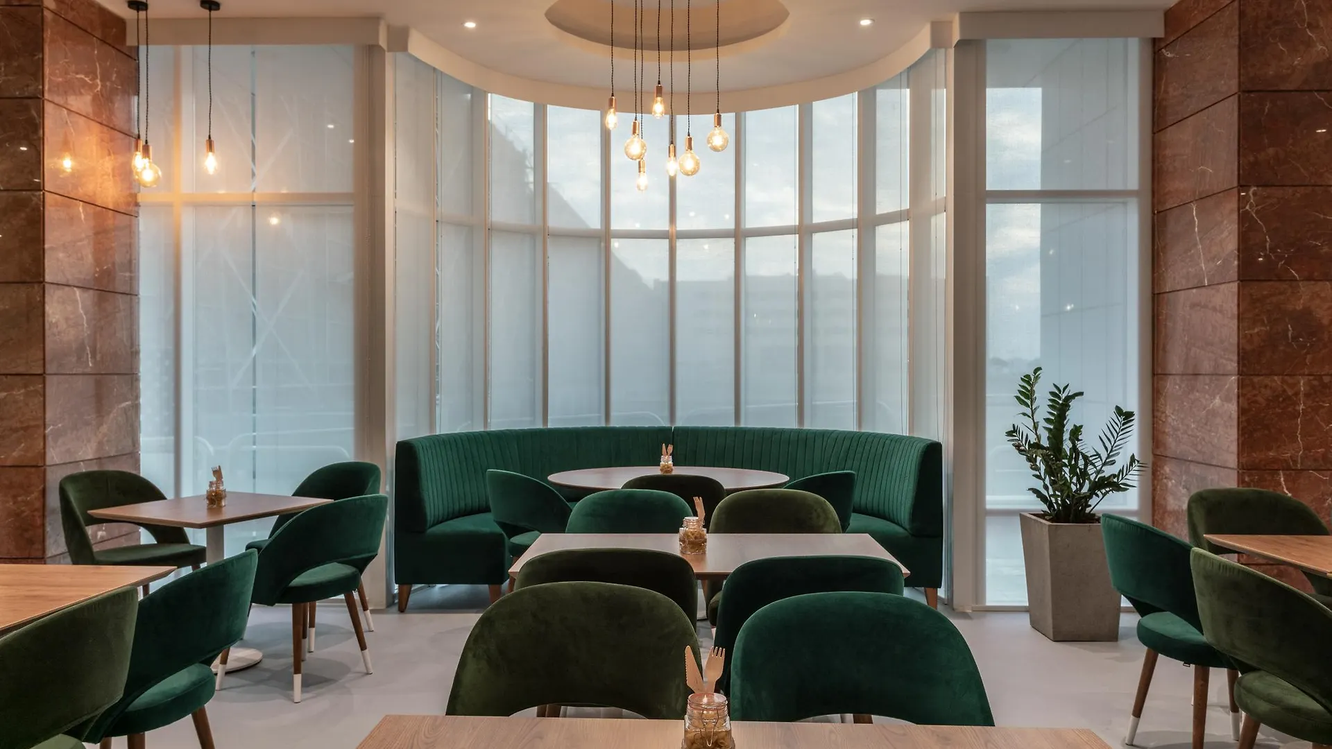 Leva Hotel Mazaya Centre Dubai